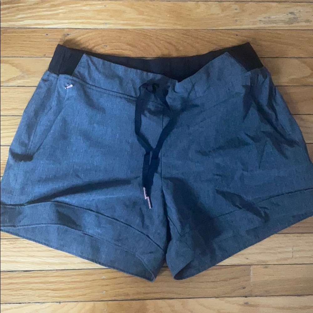 CALIA by Carrie Underwood Anywhere Cuff Shorts